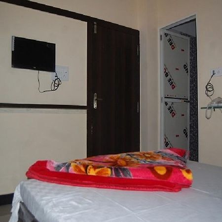 Отель Mp Residency Удджайн Экстерьер фото
